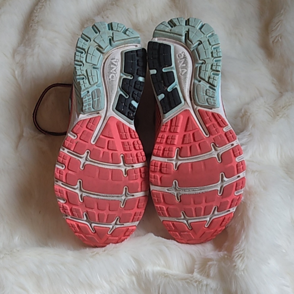 Brooks Ghost 10 Snickers - image 3